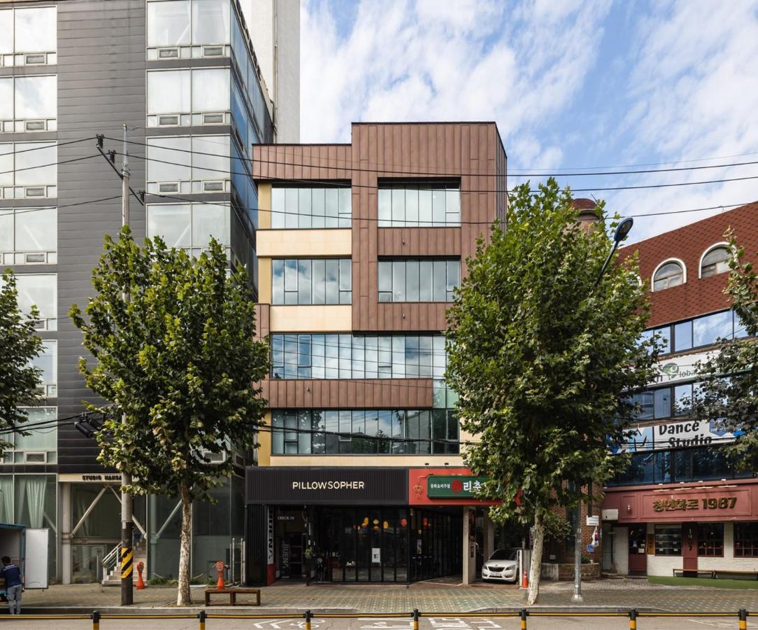 Pillowsopher Hongdae Hotel Seoul Exterior photo